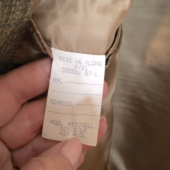 LIKE NEW MENS JOS. A. BANKS DRESS COAT - Picture 6 of 7